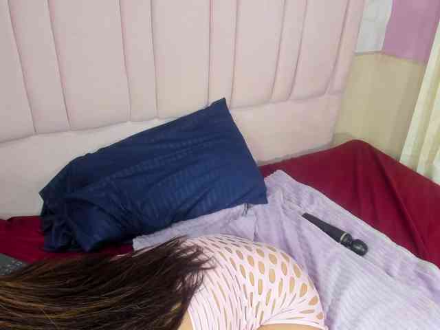 Yelena-mutiz webcam