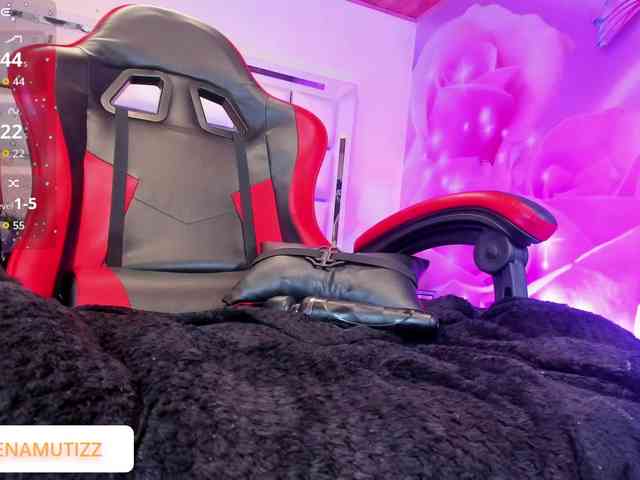 Yelena-mutiz webcam