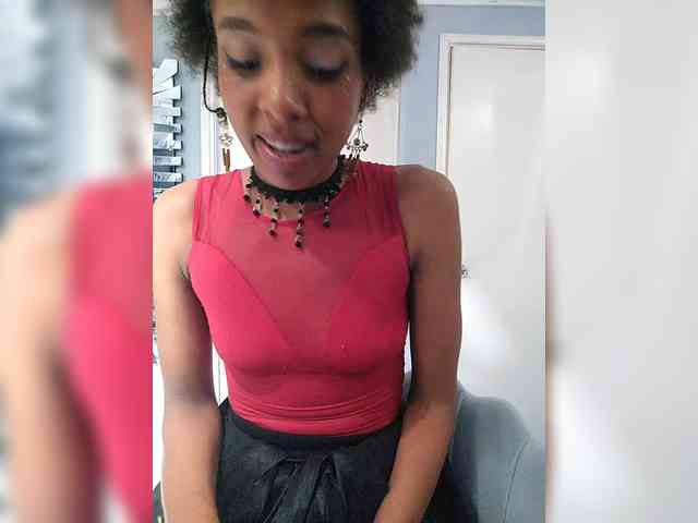 AnnieSanz webcam