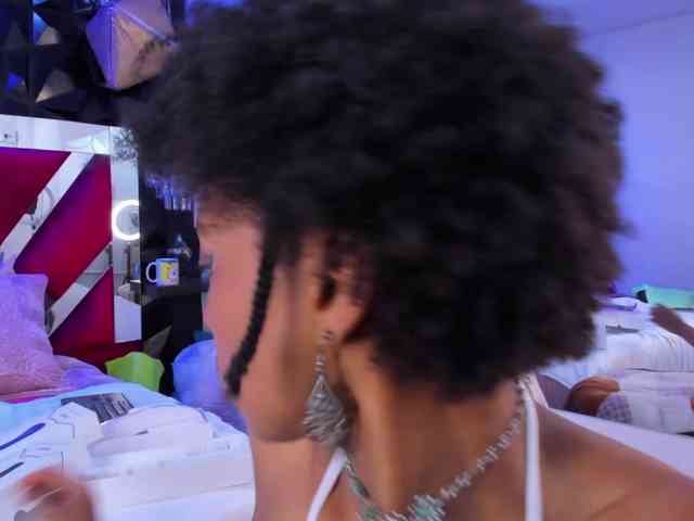 AnnieSanz webcam