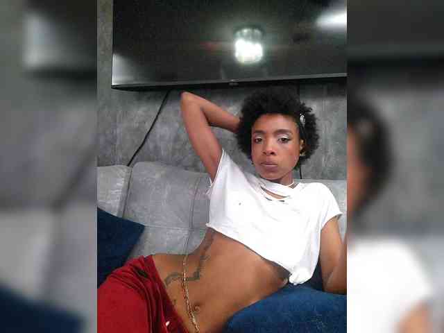 AnnieSanz webcam