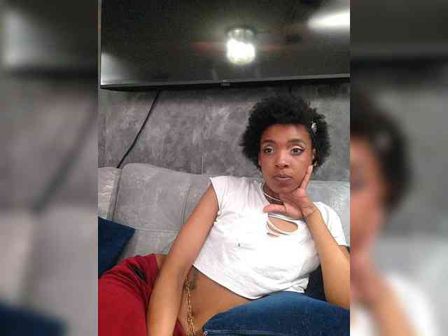 AnnieSanz webcam