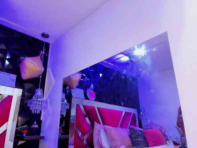 AnnieSanz webcam