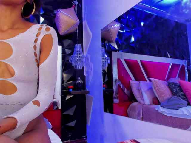 AnnieSanz webcam