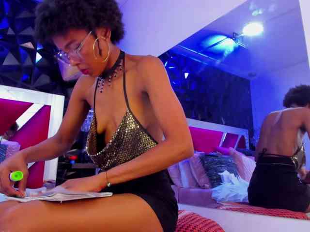 AnnieSanz webcam