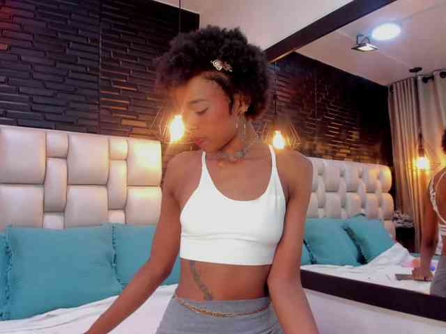 AnnieSanz webcam