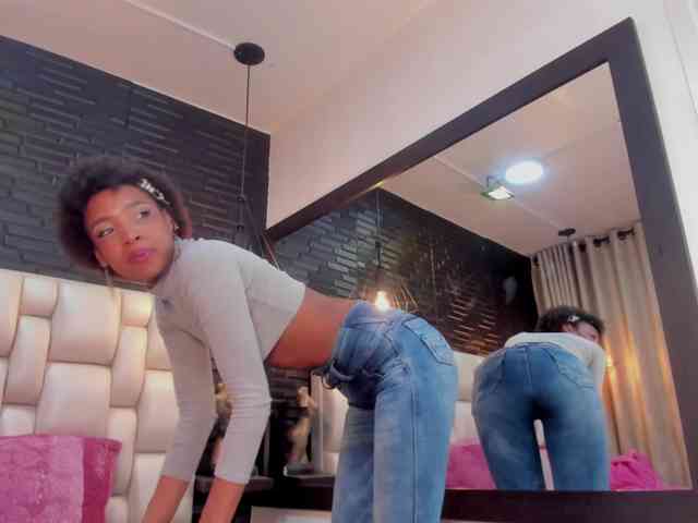 AnnieSanz webcam