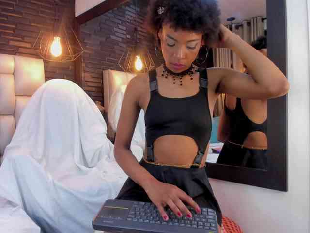 AnnieSanz webcam