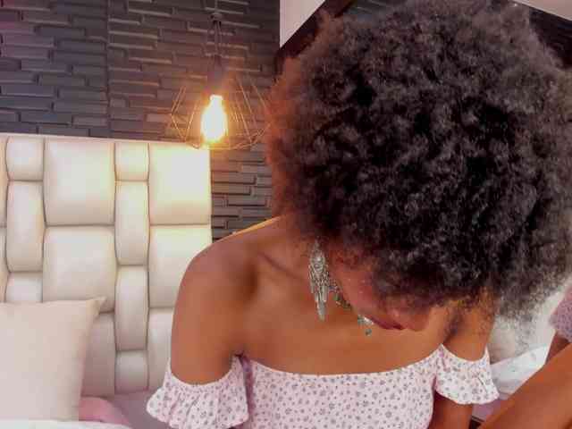 AnnieSanz webcam
