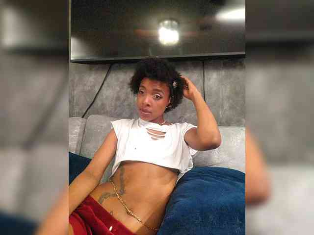 AnnieSanz webcam