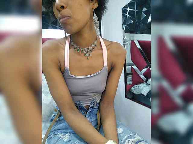 AnnieSanz webcam