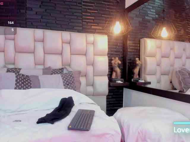 AnnieSanz Live Webcam on BongaCams