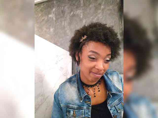 AnnieSanz webcam