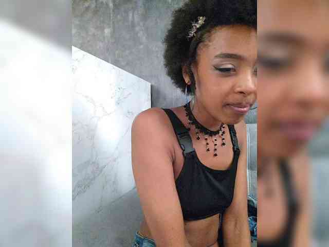 AnnieSanz webcam
