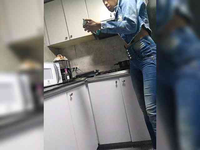 AnnieSanz webcam