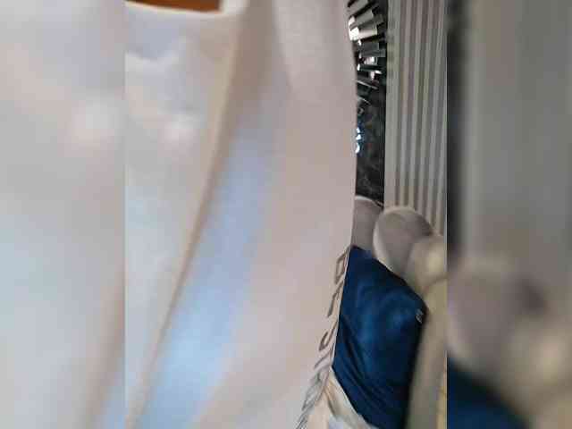 AnnieSanz webcam