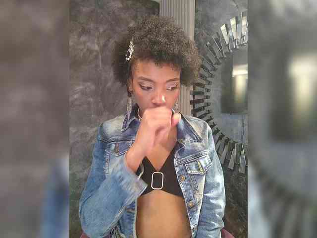 AnnieSanz webcam