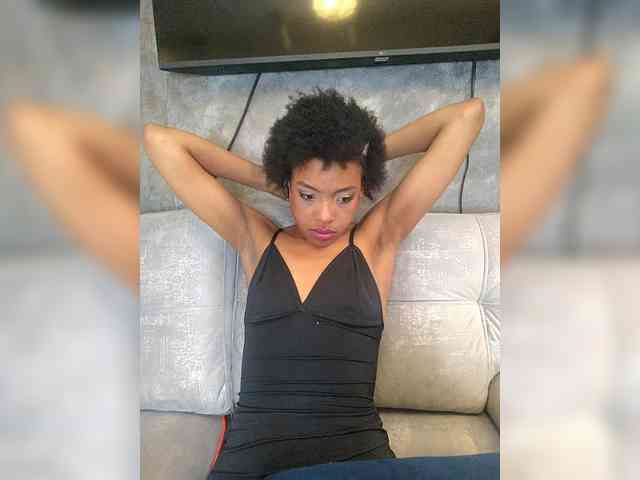 AnnieSanz webcam