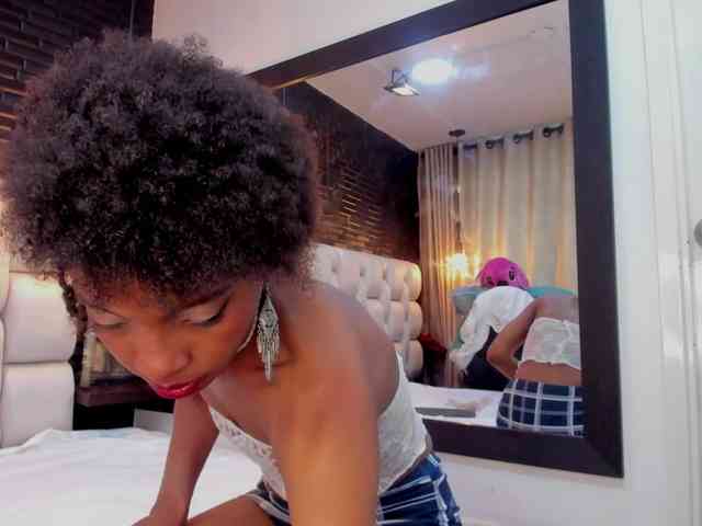 AnnieSanz webcam