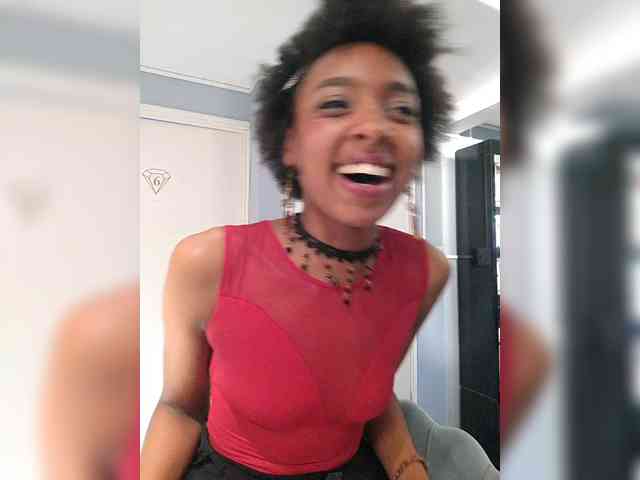 AnnieSanz webcam