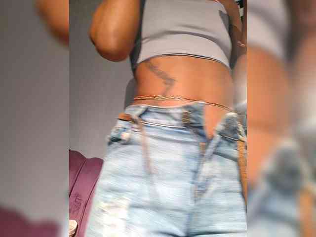 AnnieSanz webcam