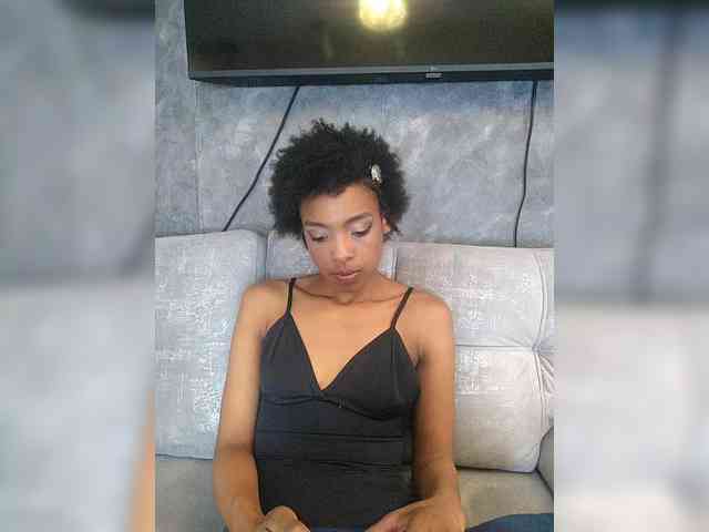 AnnieSanz webcam