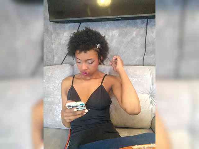 AnnieSanz webcam