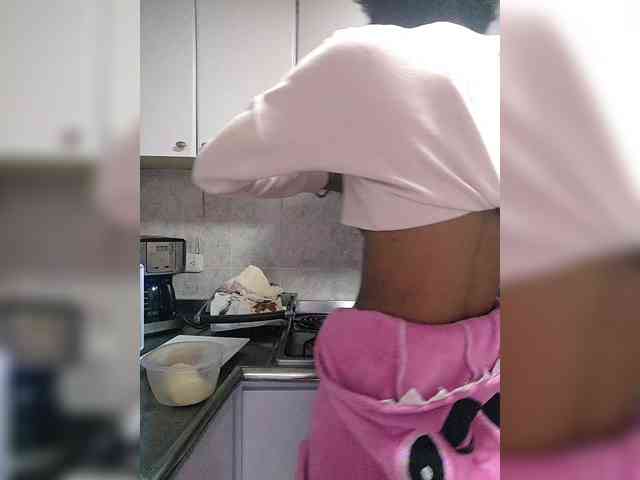 AnnieSanz webcam