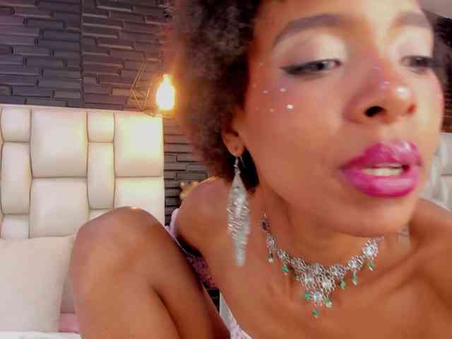 AnnieSanz webcam
