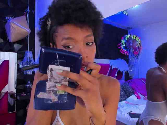 AnnieSanz webcam