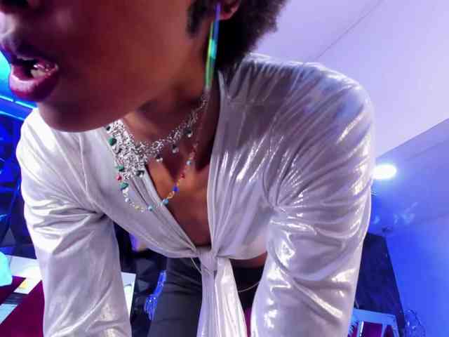AnnieSanz webcam