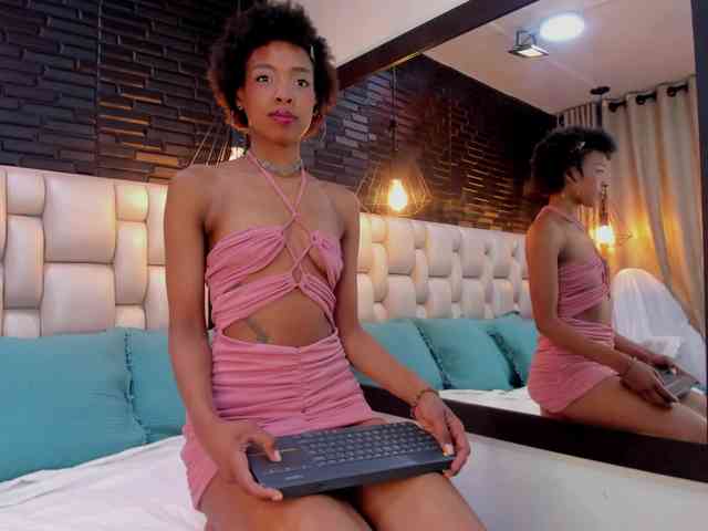 AnnieSanz webcam