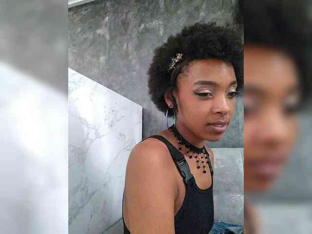AnnieSanz webcam