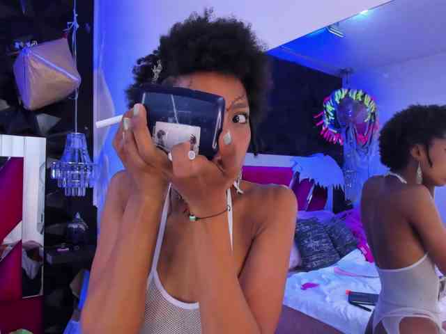 AnnieSanz webcam