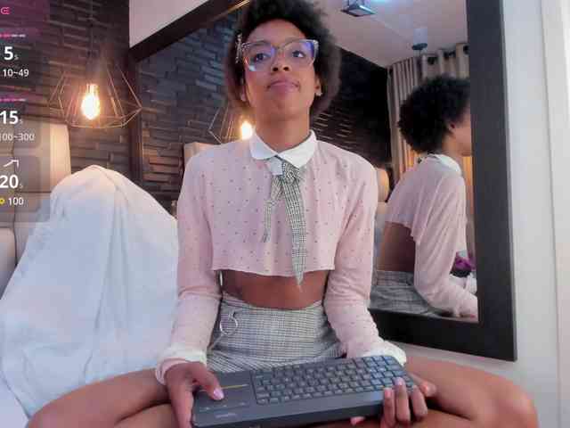 AnnieSanz webcam