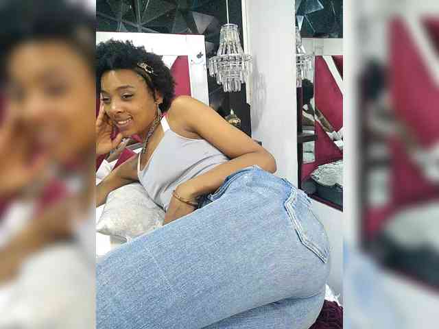 AnnieSanz webcam