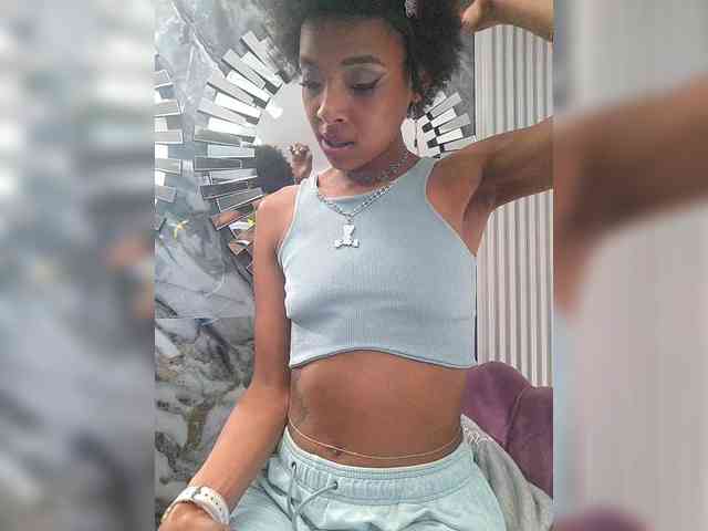 AnnieSanz webcam