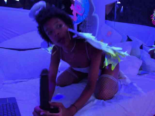 AnnieSanz webcam