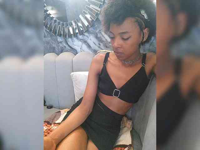 AnnieSanz webcam