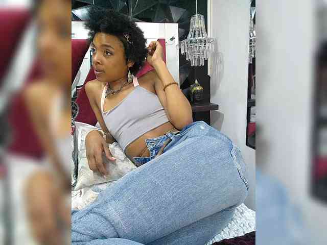 AnnieSanz webcam