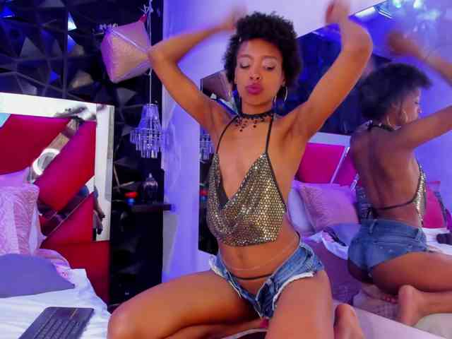 AnnieSanz webcam