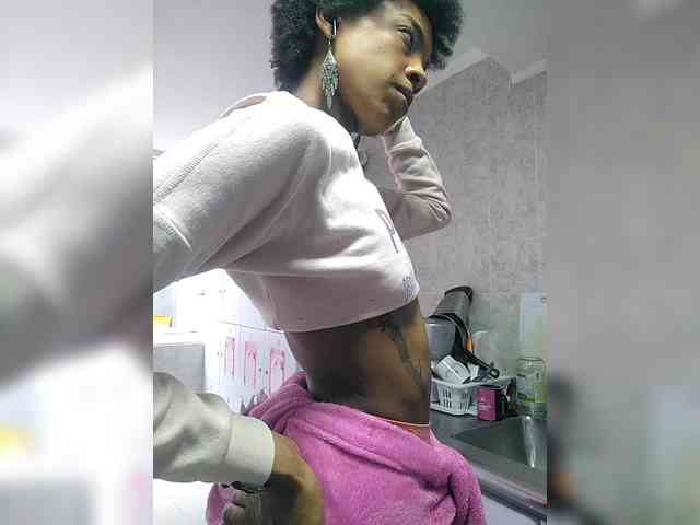 AnnieSanz webcam