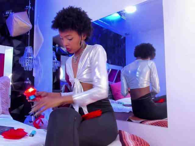 AnnieSanz webcam