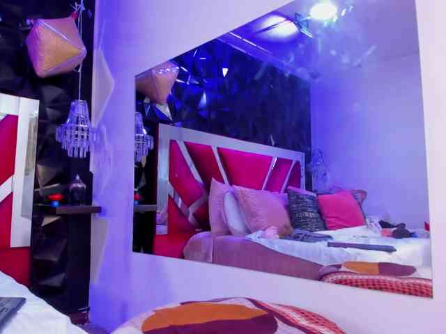 AnnieSanz webcam