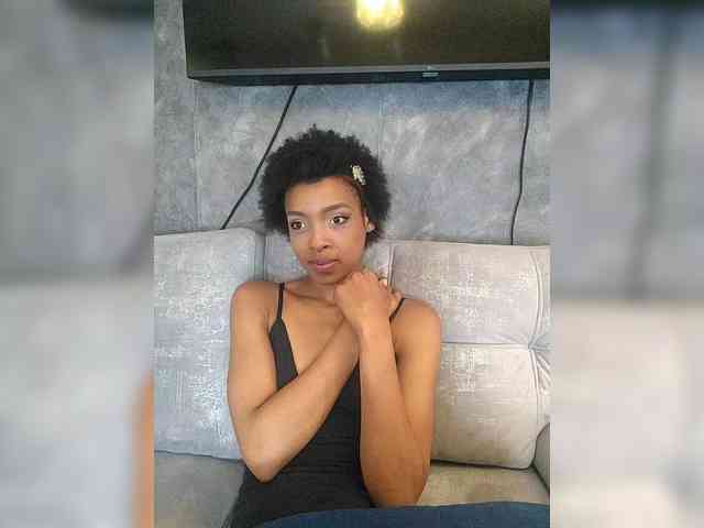AnnieSanz webcam