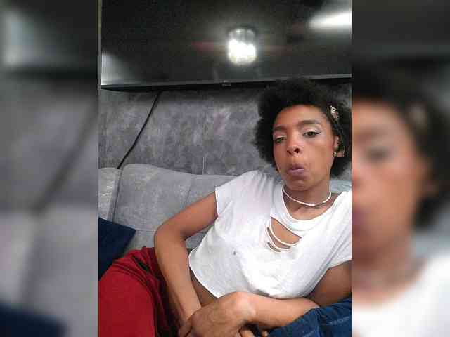 AnnieSanz webcam
