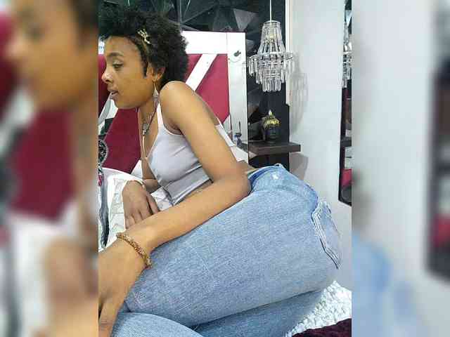 AnnieSanz webcam