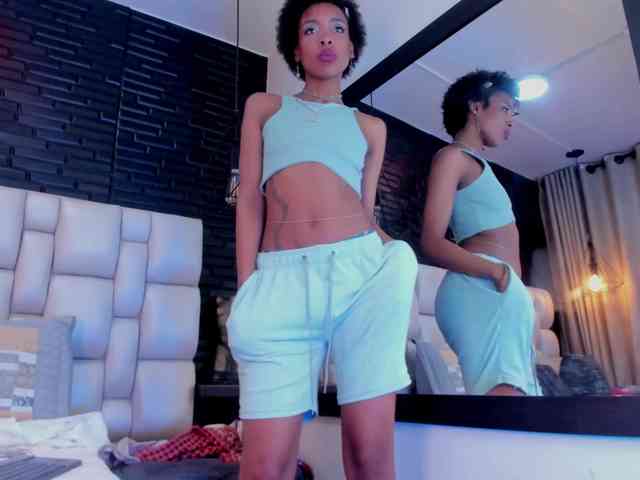 AnnieSanz webcam