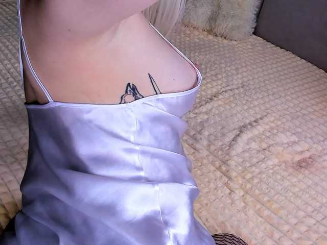 Sweeet-Barbie's BongaCams show and profile