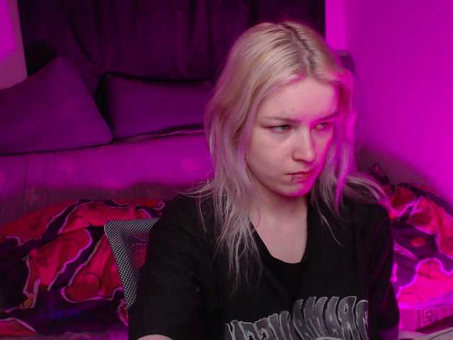 CherryNight666's BongaCams show and profile